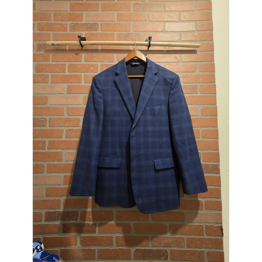 Jos.‎ A. Bank  Traveler Navy Blue Sport Coat Tailored.           Bin 38